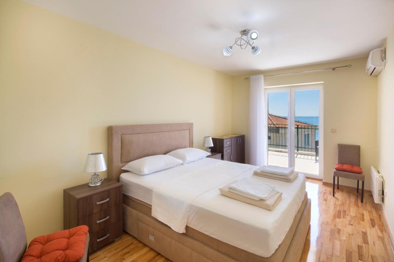 بودفا Family Apartment With Sea View Sveti Stefan المظهر الخارجي الصورة